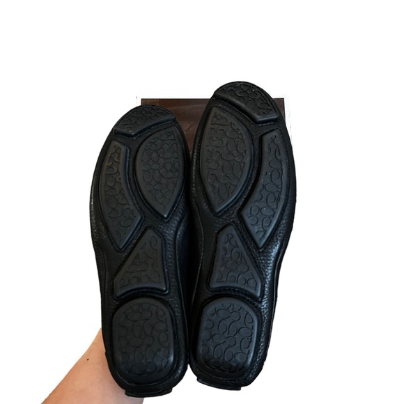 Men Coach - Picture 3 of 5